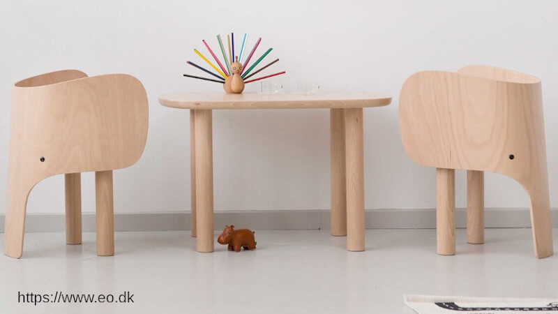 chaises et tabourets pour enfant elephant de la marque eo