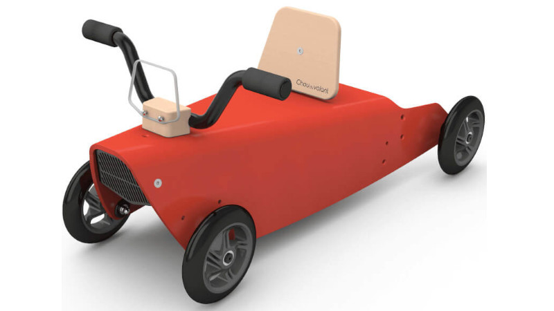 un porteur quad en bois made in france de couleur rouge