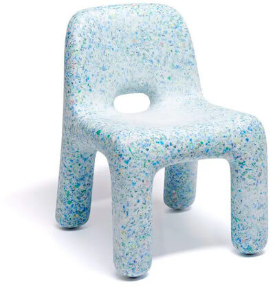 une chaise charlie pour enfant de la marque ecobirdy